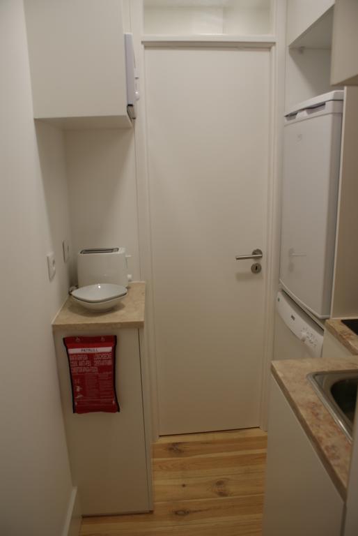 Vr Martim Moniz Apartment Lisbon Luaran gambar